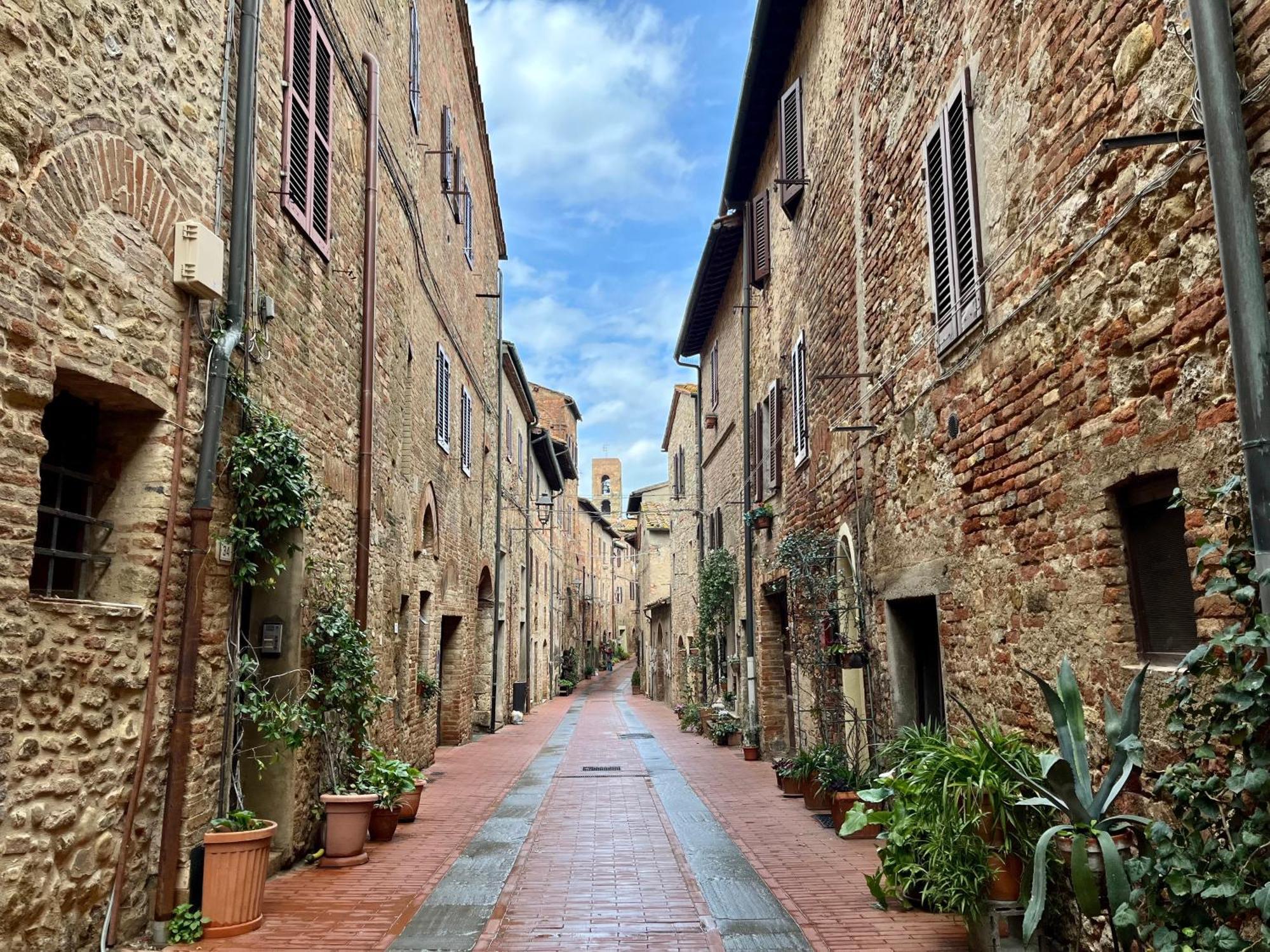Appartamento Mirella In Centro Storico Casole dʼElsa Extérieur photo